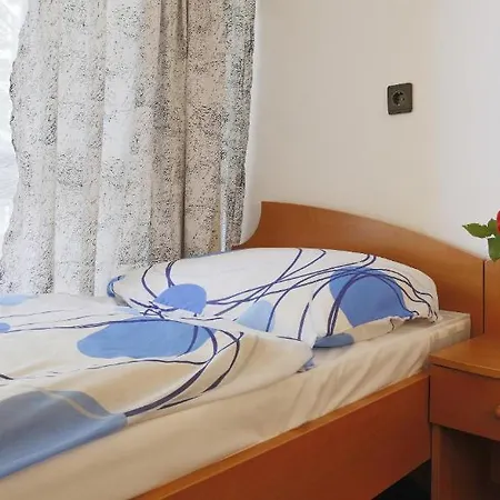 Hotel Radio
