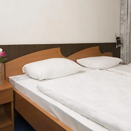Radio Hotel